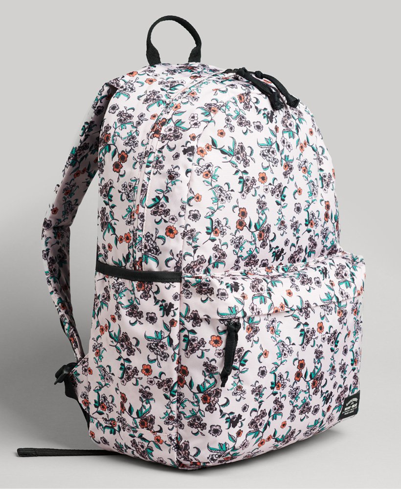 mochila montana estampada com flores rosa