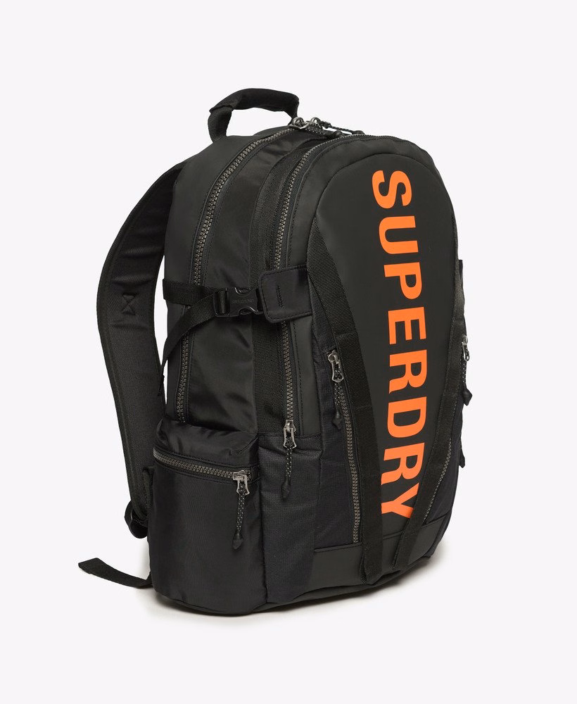 Mochila com estampa de lona de montanha