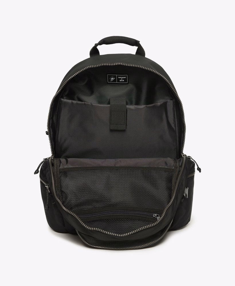 Mochila com estampa de lona de montanha