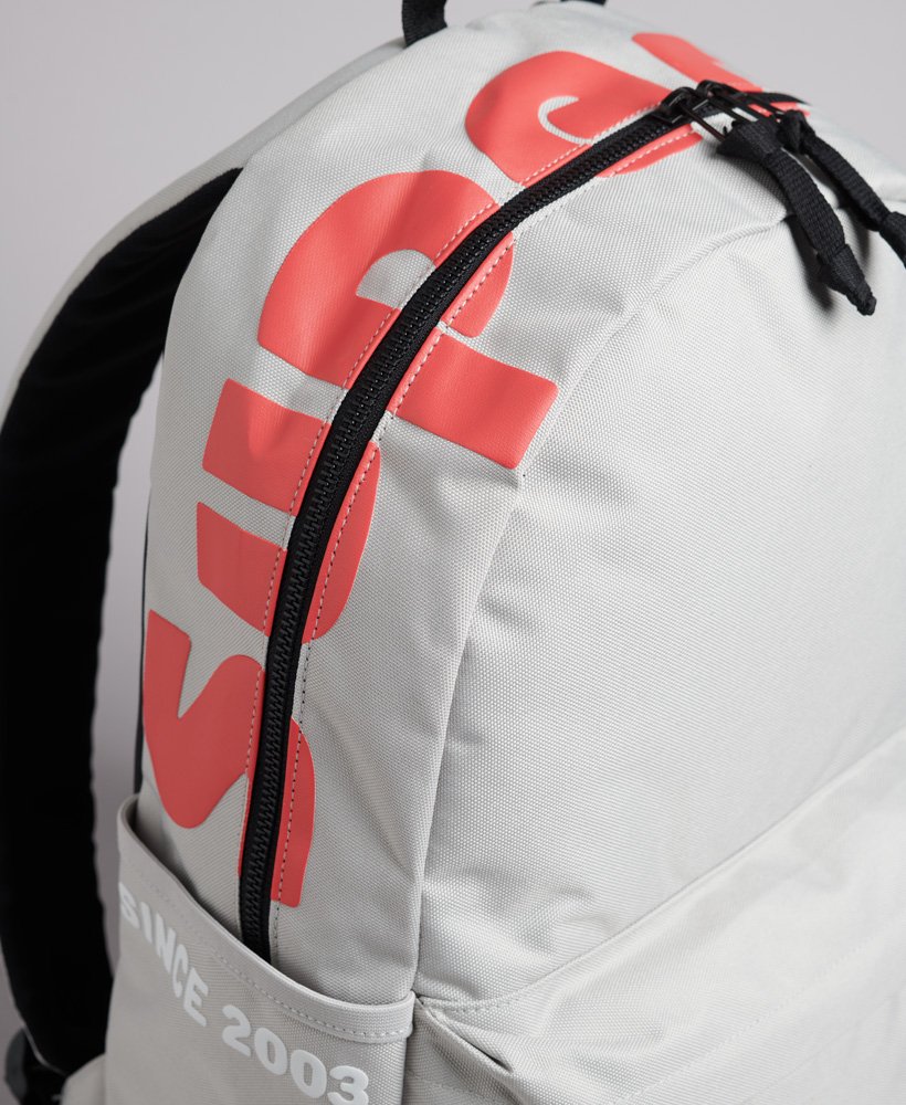 mochila vintage terrain montana em tons de bege clarorosa caiena