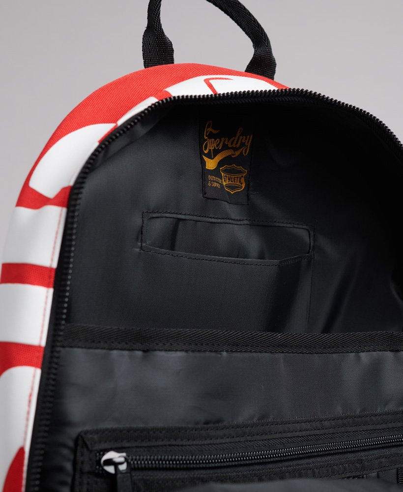 mochila vintage terrain montana na cor vermelho maçã
