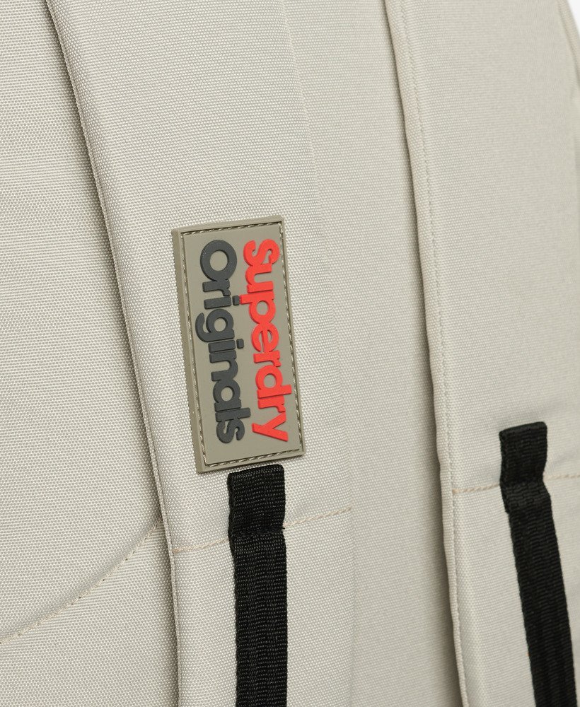 mochila montana clássica na cor bege pelicano