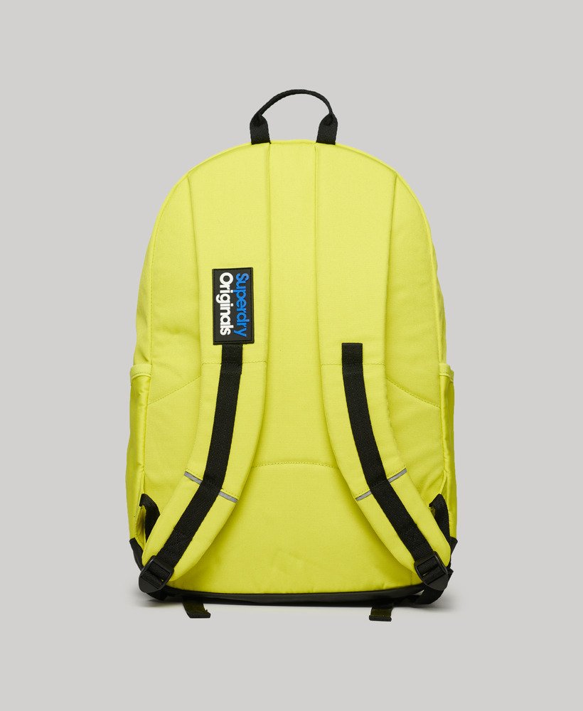 mochila montana clássica na cor skate apple