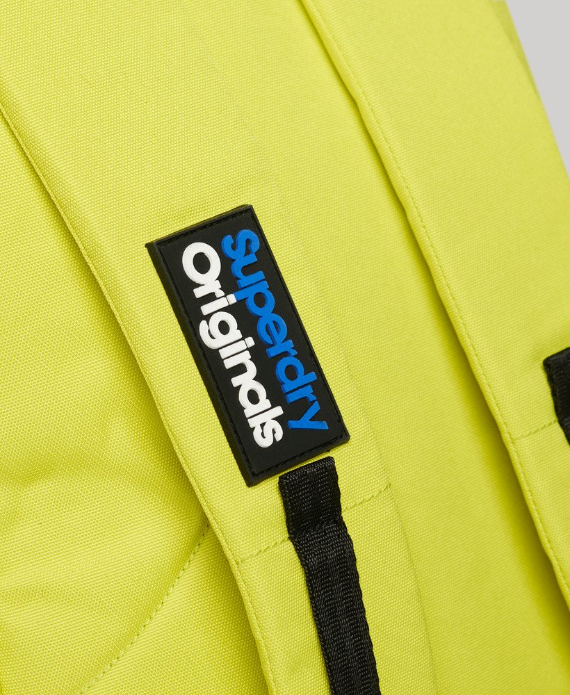 mochila montana clássica na cor skate apple