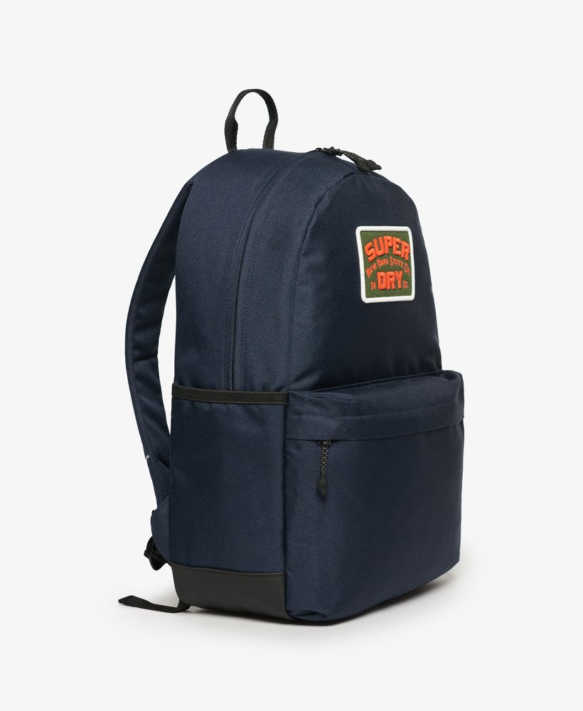 mochila montana patched na cor azul marinho