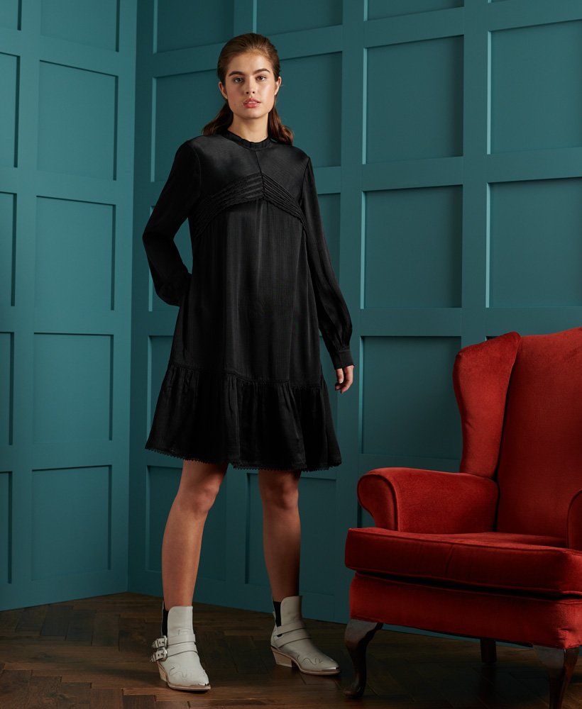 vestido dry lace de edição limitada na cor preta.