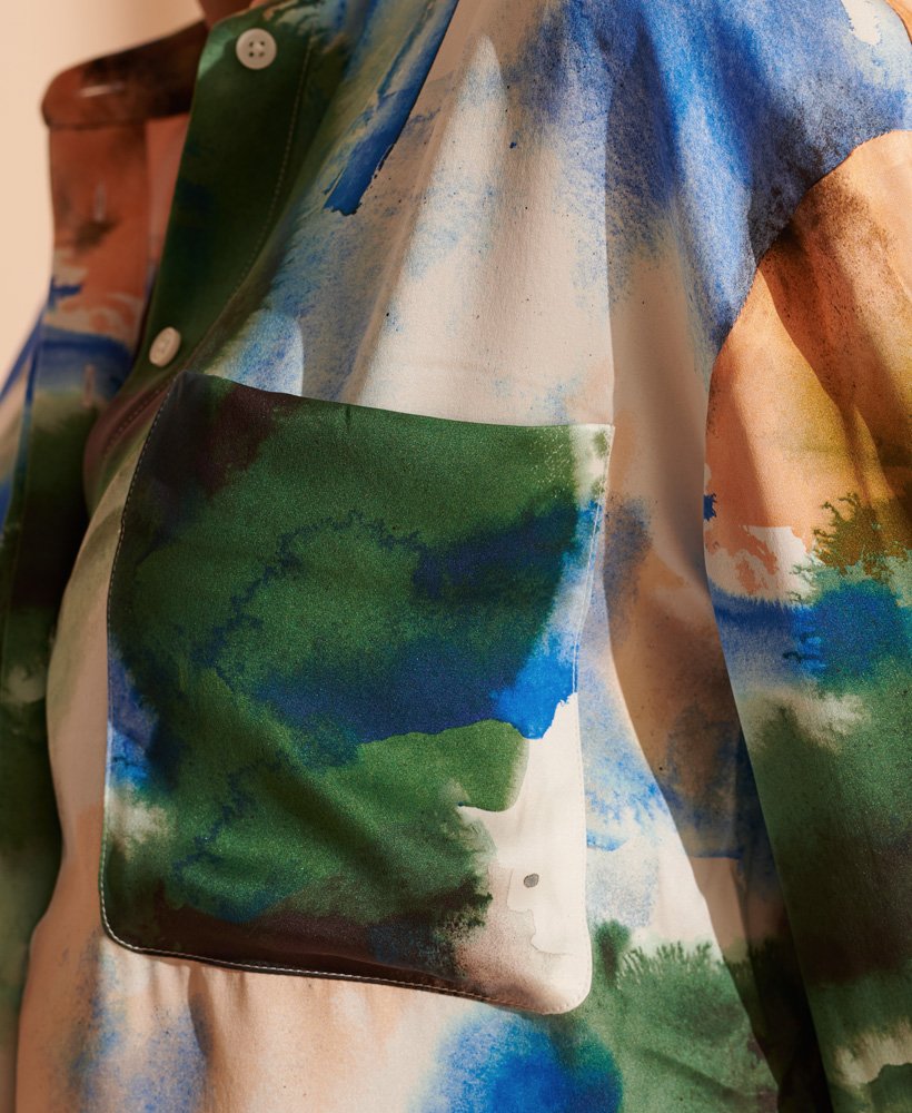 vestido camisa de seda de edição limitada com estampa aquarela.