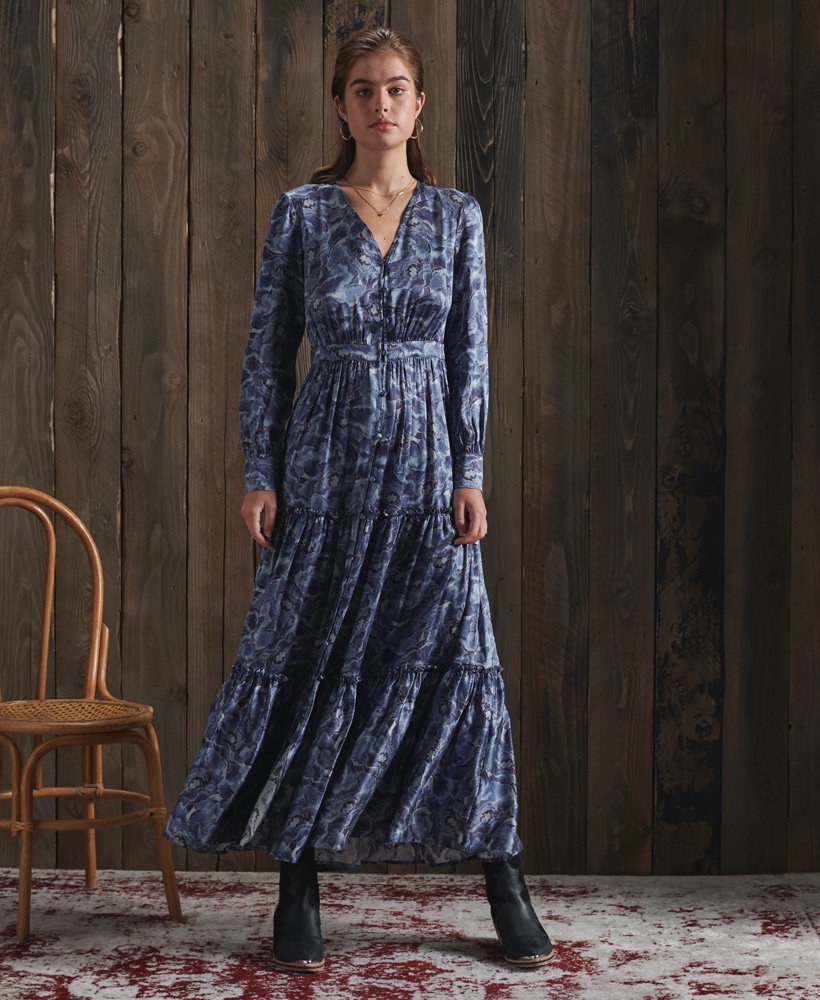 vestido de seda estampada a seco edição limitada em azul floral.