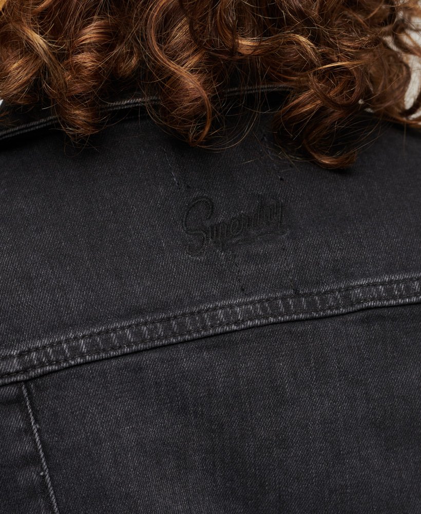 vestido jeans ajustado em lavagem preta