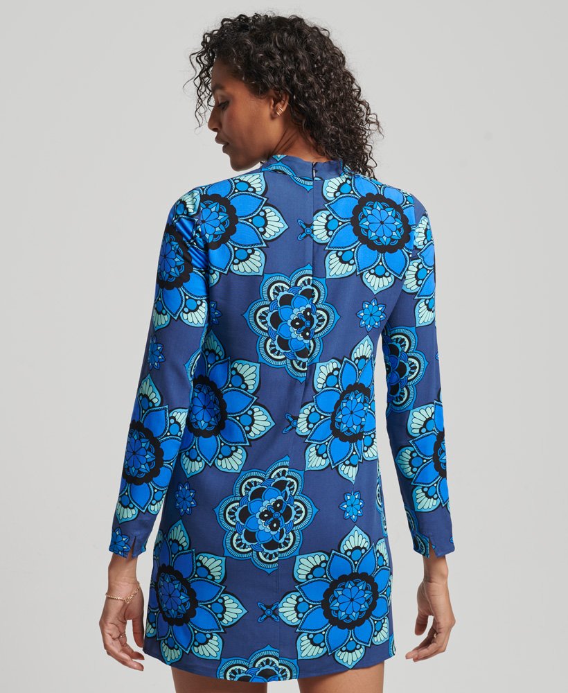 vestido curto estampado de manga comprida em azul psicodélico