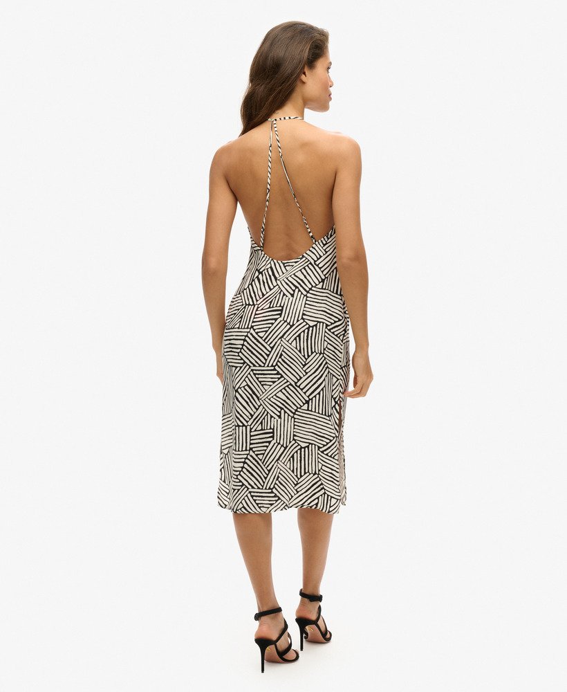 vestido midi estampado em padrão monocromático linear.