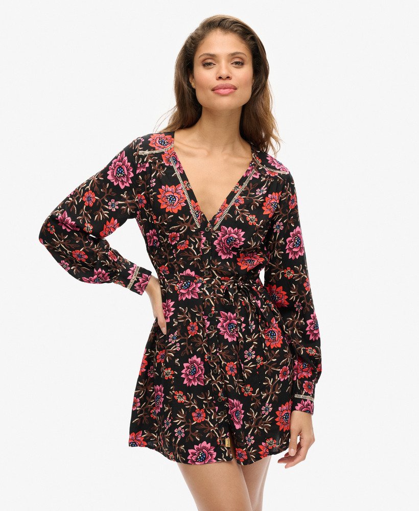 vestido curto de chá com decote em v e estampa floral mori marrom.