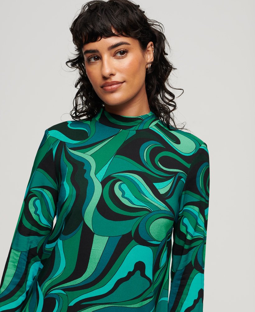 vestido curto estampado de manga comprida na cor verde presley