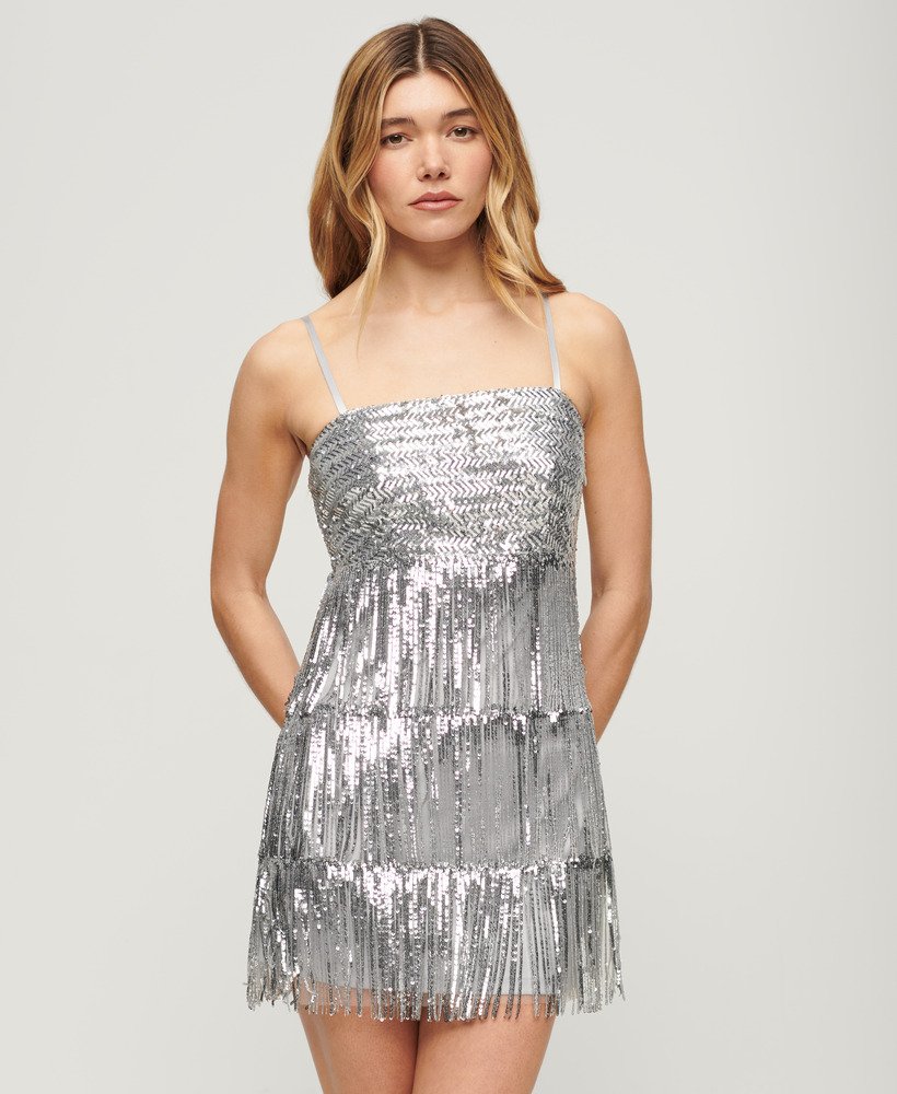 vestido curto de alças com franjas em lantejoulas prateadas