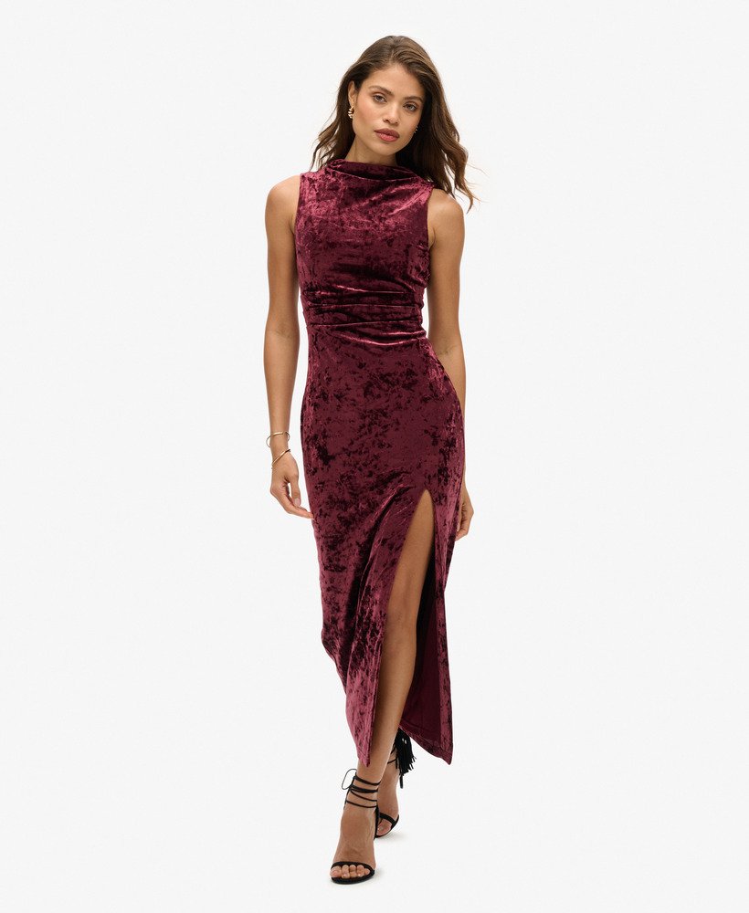 vestido longo de veludo na cor vermelho porto