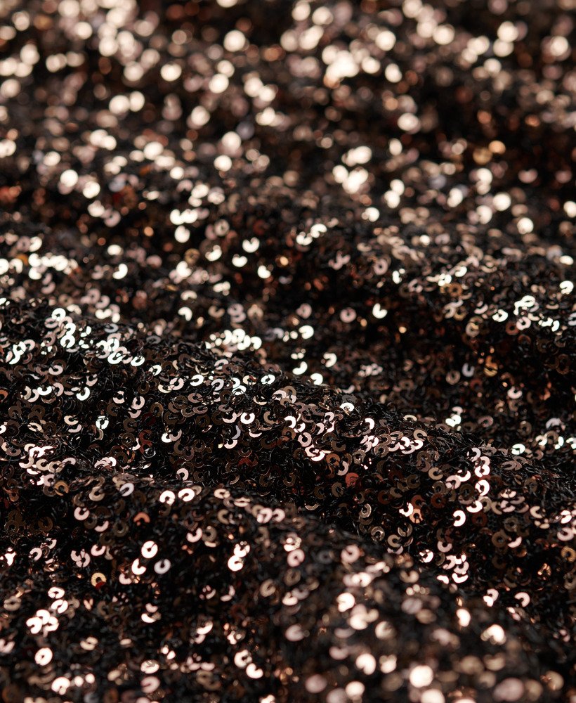 vestido curto evasê sem mangas com lantejoulas em bronze e mega lantejoulas