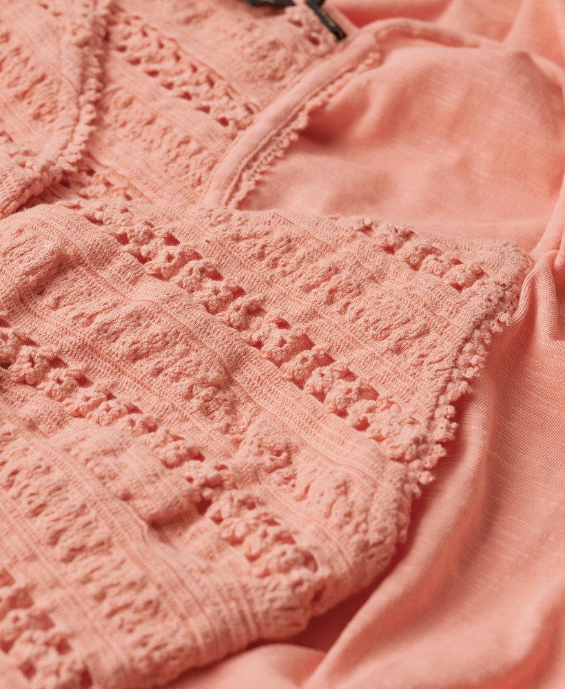 vestido longo de renda jersey na cor coral fusion.