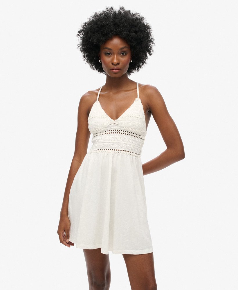 vestido curto de renda jersey na cor branco off-white.