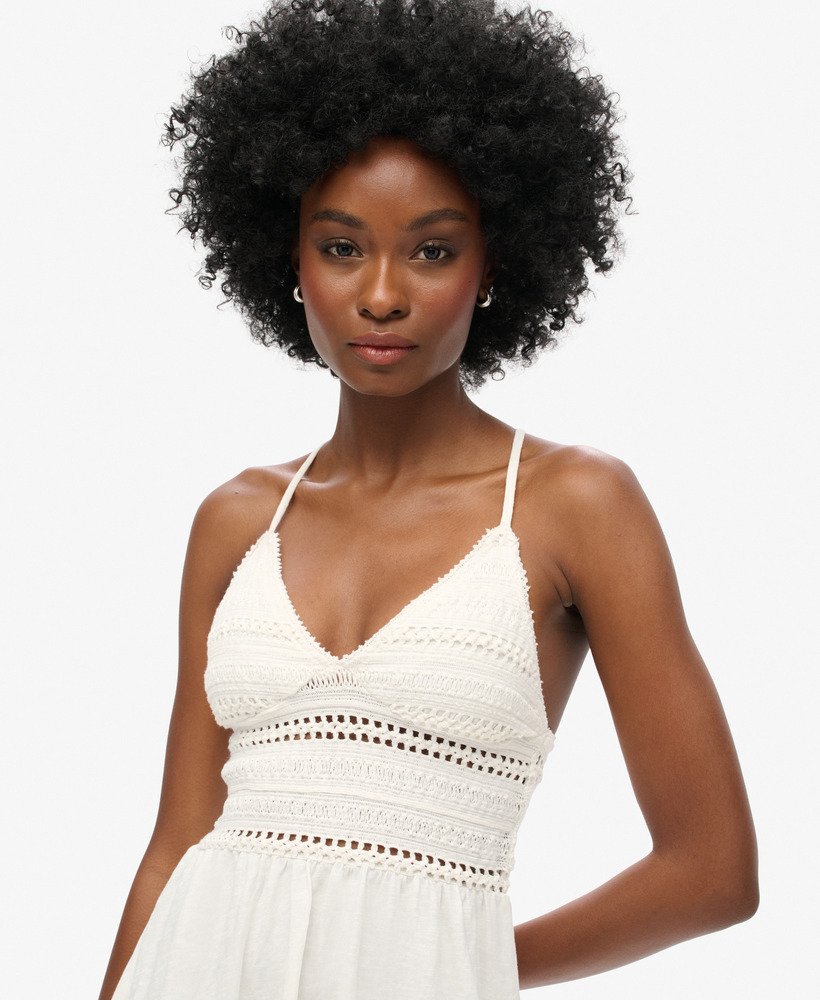 vestido curto de renda jersey na cor branco off-white.