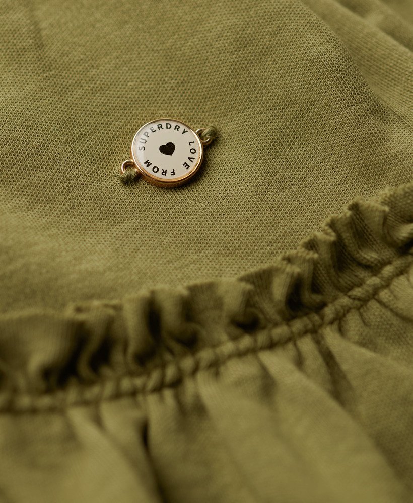 vestido curto de alças finas em malha na cor cáqui oliva
