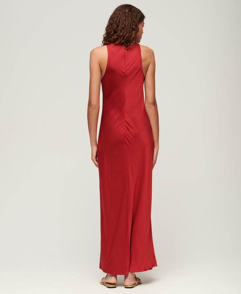 vestido midi racer de cetim na cor vermelho dália.