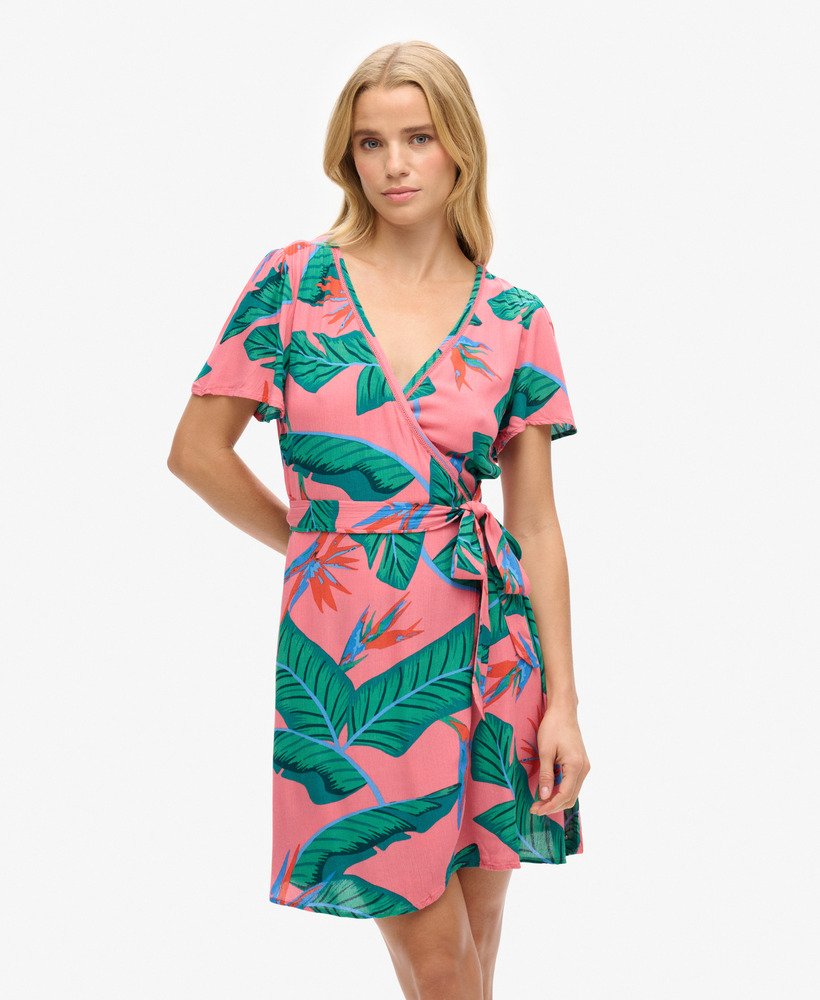 vestido curto envelope estampado em rosa paraíso