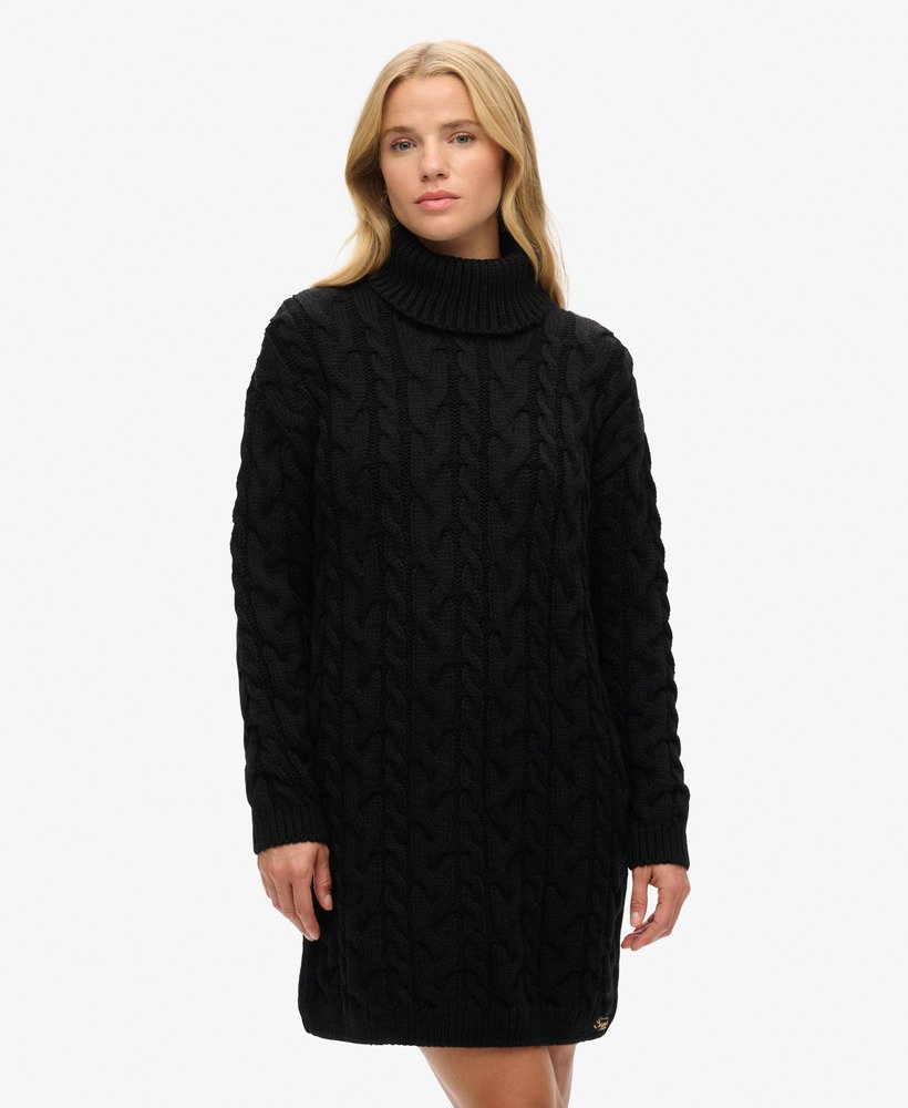 vestido de gola alta em tricô trançado na cor preta.