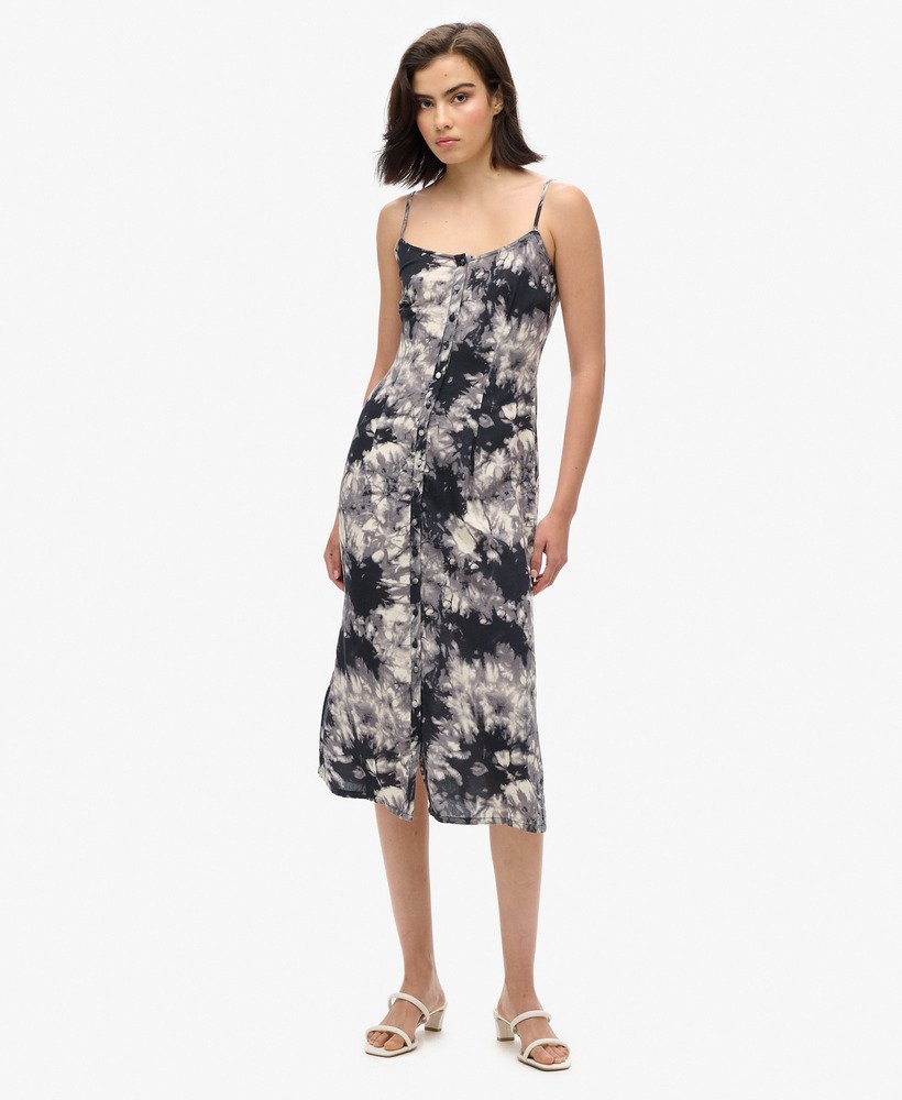 vestido midi de alcinha com botões e estampa grunge tie-dye.