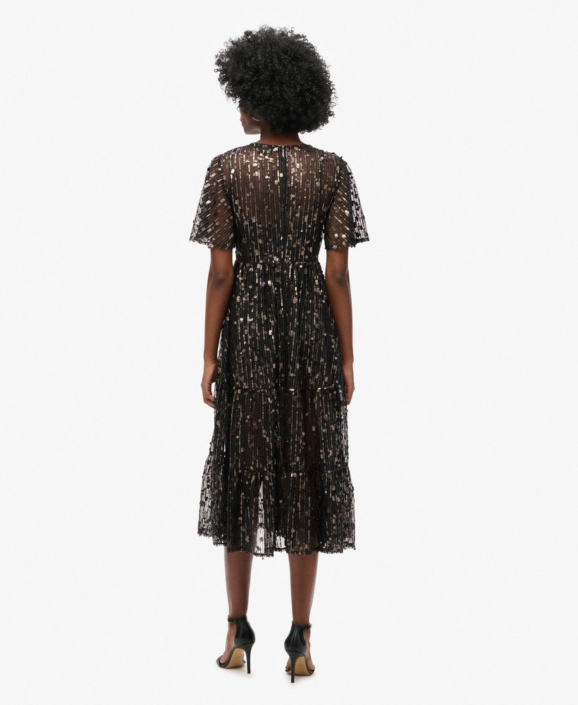 vestido midi volumoso em tule com camadas na cor cinza stadium grit.