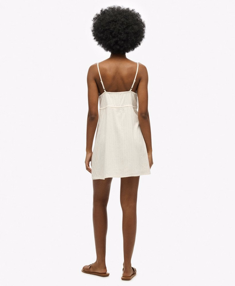Vestido curto de alças texturizado