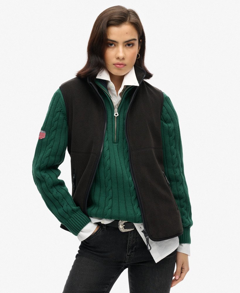 colete de lã polar active fleece na cor preta.