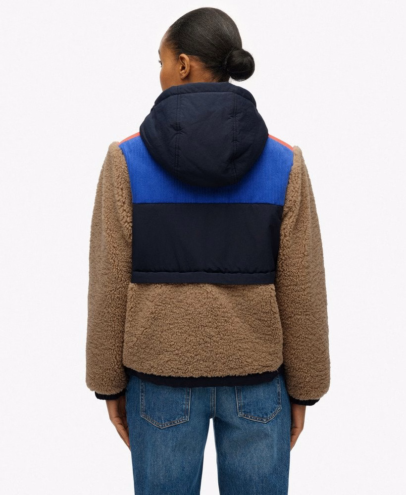 Jaqueta de lã sherpa com capuz