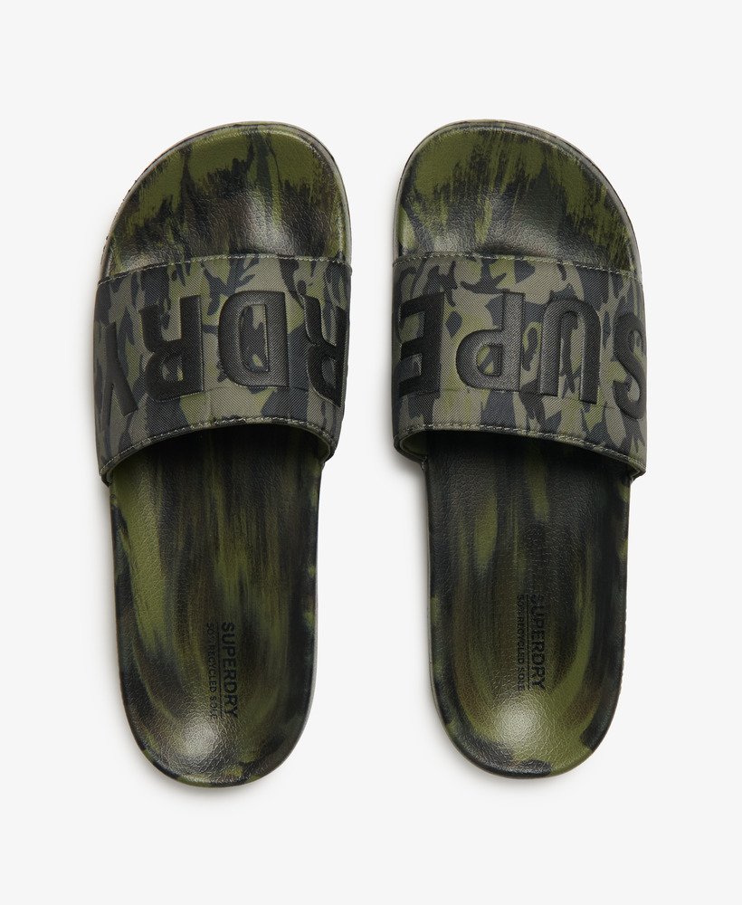 chinelo de piscina vegano com estampa camuflada nathan camo