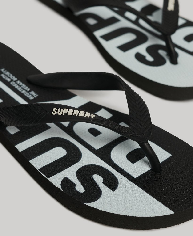 chinelo vegano com logo na cor Ópticapreto