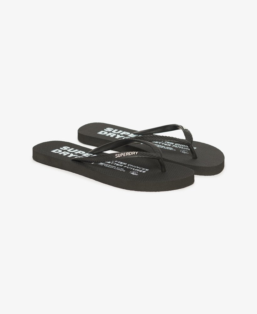 chinelo studios na cor preta