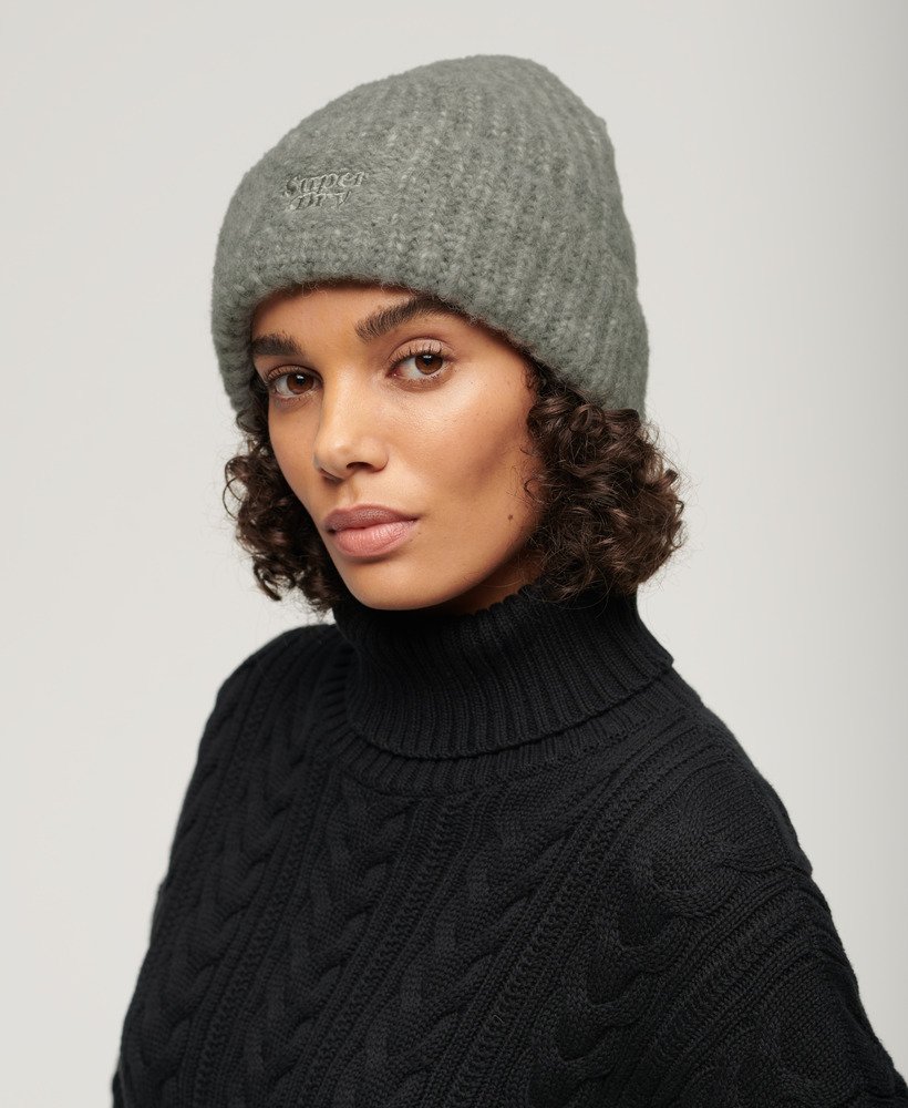 gorro de malha canelada na cor cinza mesclado