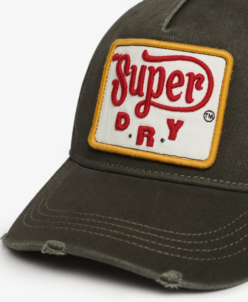boné trucker estampado na cor preto vintage