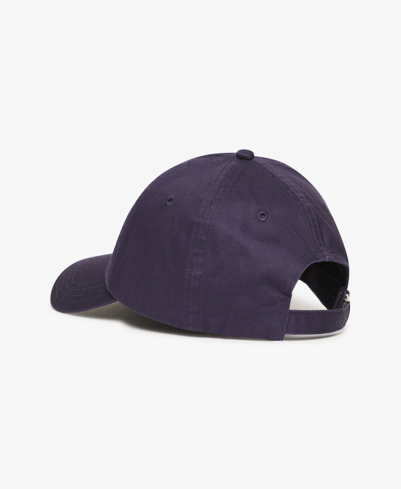 boné de beisebol estampado na cor azul marinho intenso.