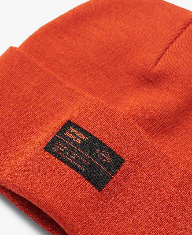gorro de malha surplus em laranja ferrugem da denim co.