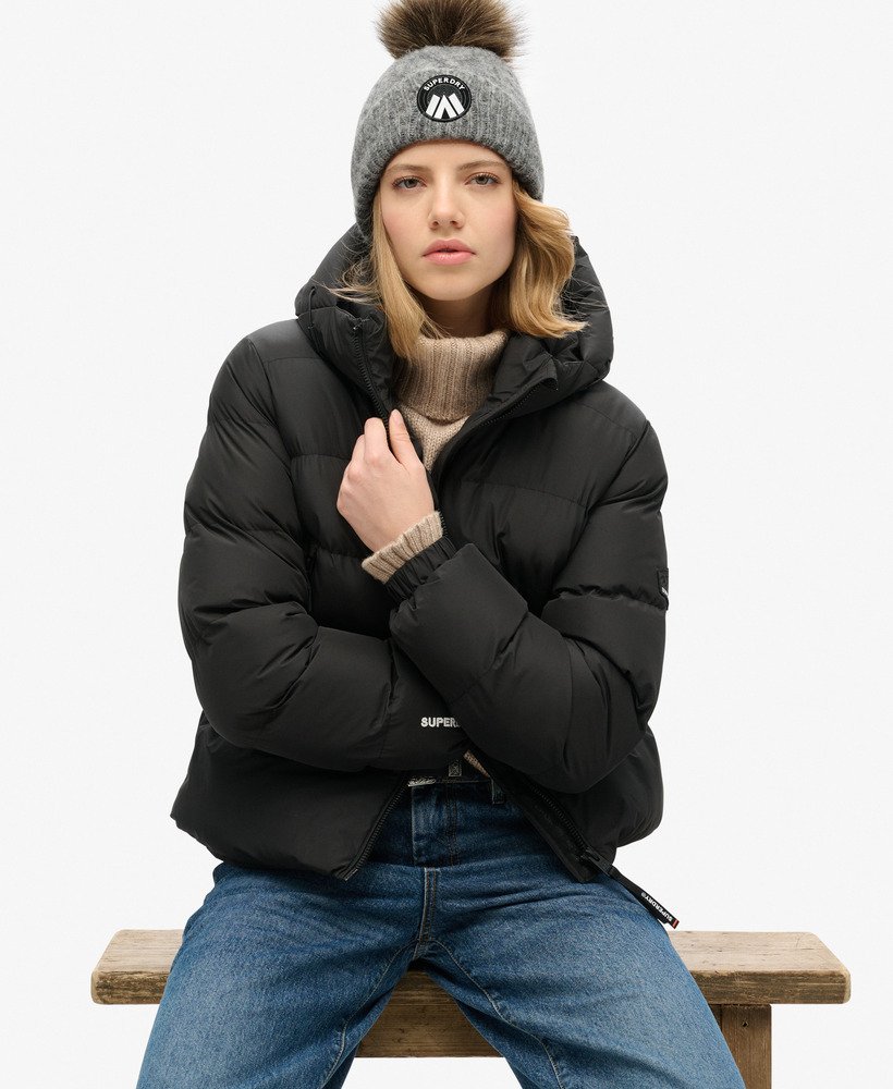 gorro de malha trançada luxe na cor cinza mescla escandinavo