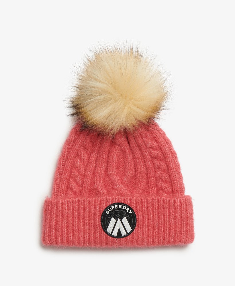 gorro de malha trançada cable luxe na cor rosa claro