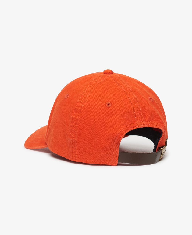 boné vintage bordado na cor laranja.