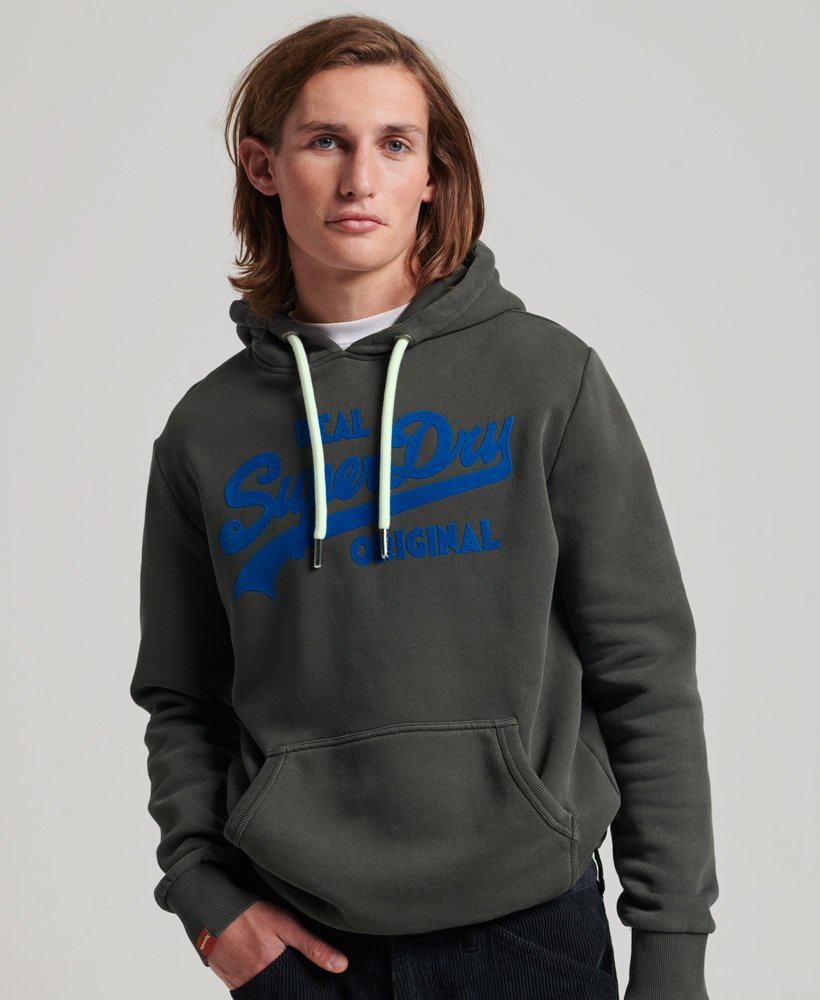 moletom com capuz vintage com logo neon na cor cinza carbono