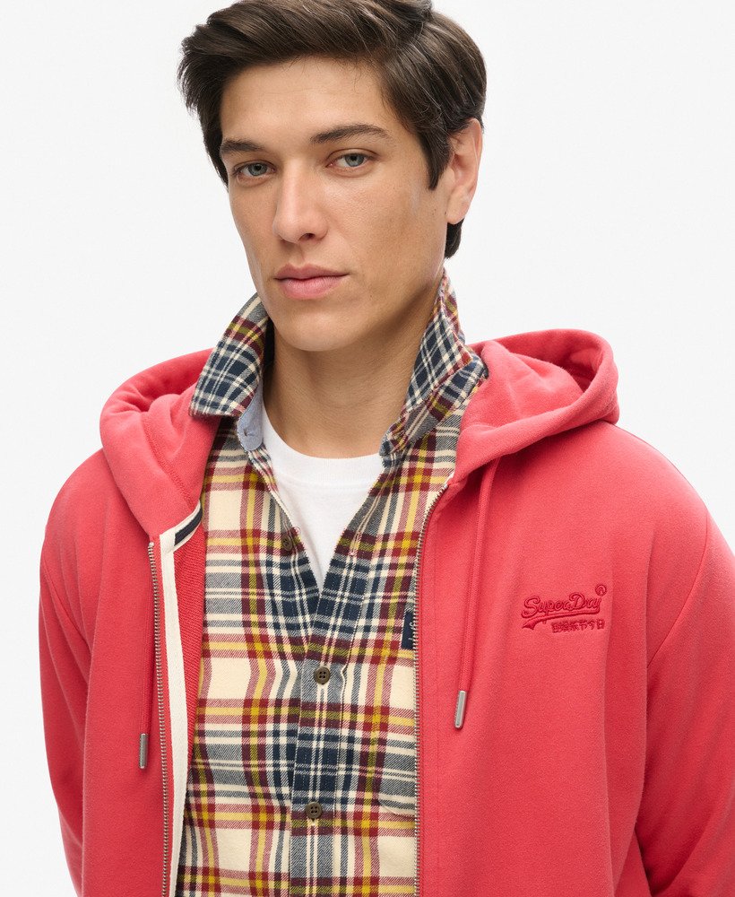 moletom com zíper e logo essencial na cor vermelho cardeal