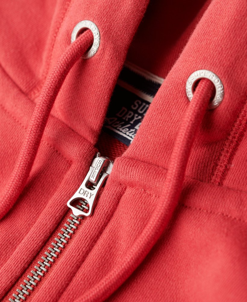 moletom com zíper e logo essencial na cor vermelho cardeal