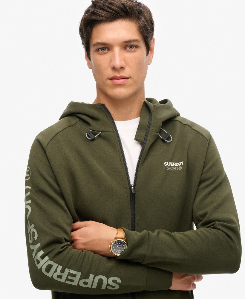 moletom com capuz e zíper sport tech logo loose na cor cáqui militar.