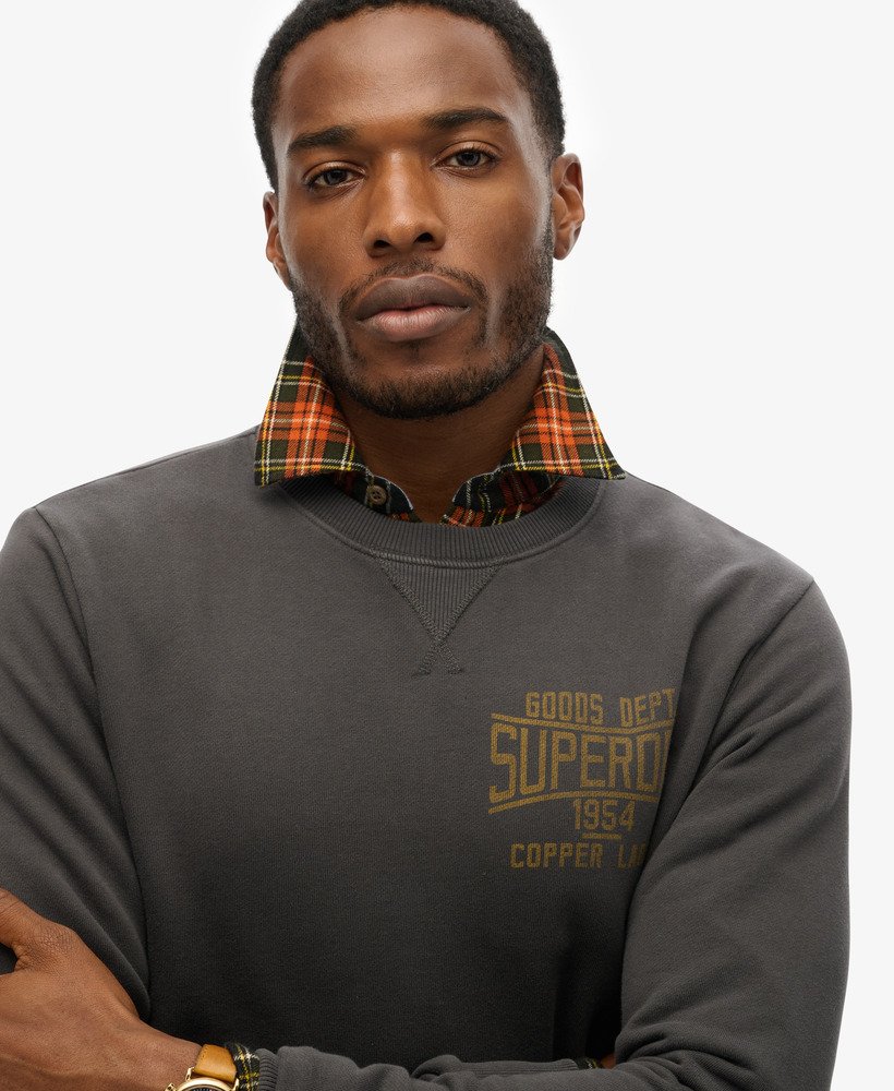 moletom copper label workwear com gola redonda e barra na cor preta lavada