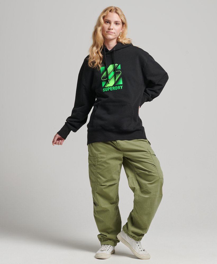 moletom oversized com logo half tone s na cor preta