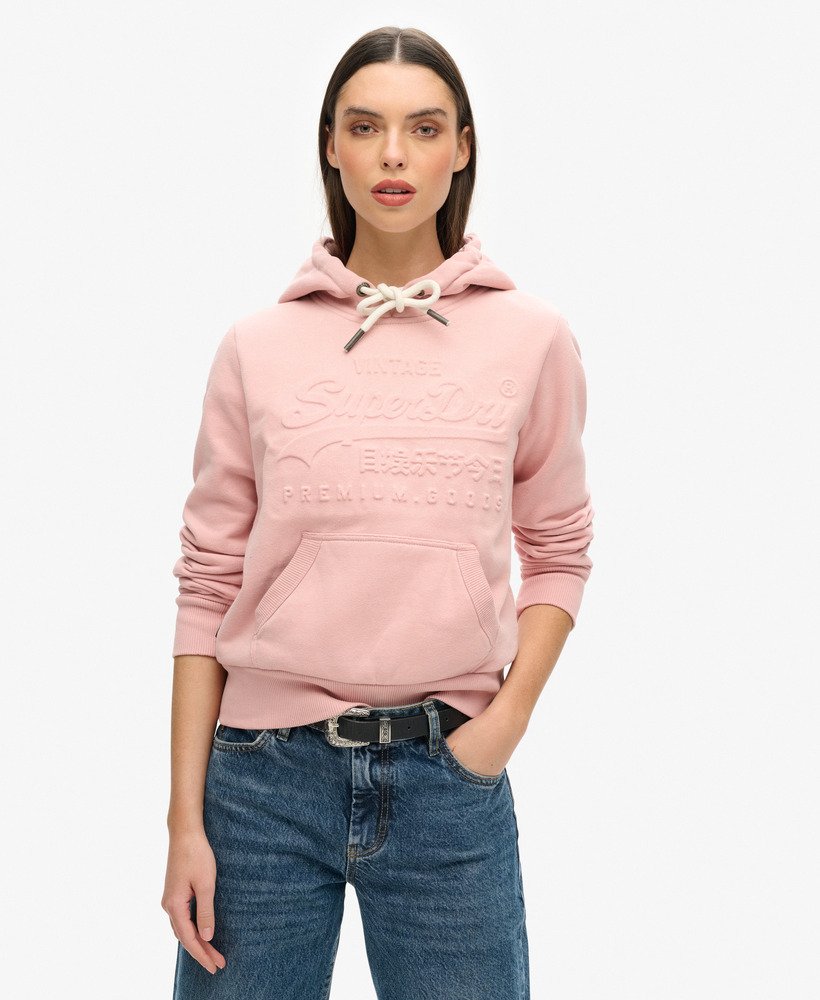 moletom com capuz e logo vintage em relevo na cor rosa blush vintage.