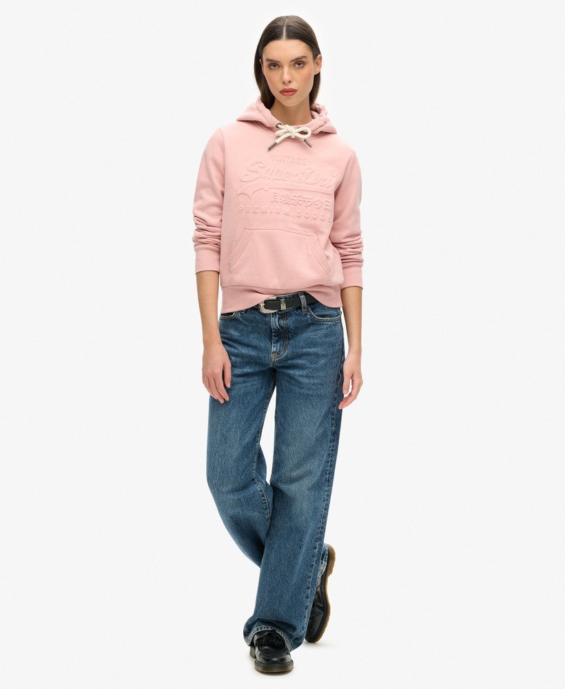 moletom com capuz e logo vintage em relevo na cor rosa blush vintage.